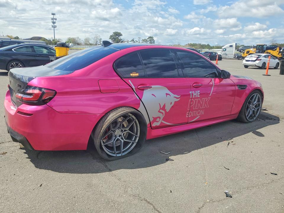 2015 Bmw M5 მანქანა იყიდება აუქციონზე, vin: WBSFV9C54FD594335, აუქციონის ნომერი: 52473306
