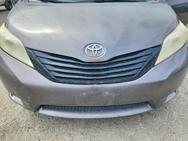 Продаж на аукціоні авто 2014 Toyota Sienna, vin: 5TDKK3DC5ES435691, номер лоту: 53133716