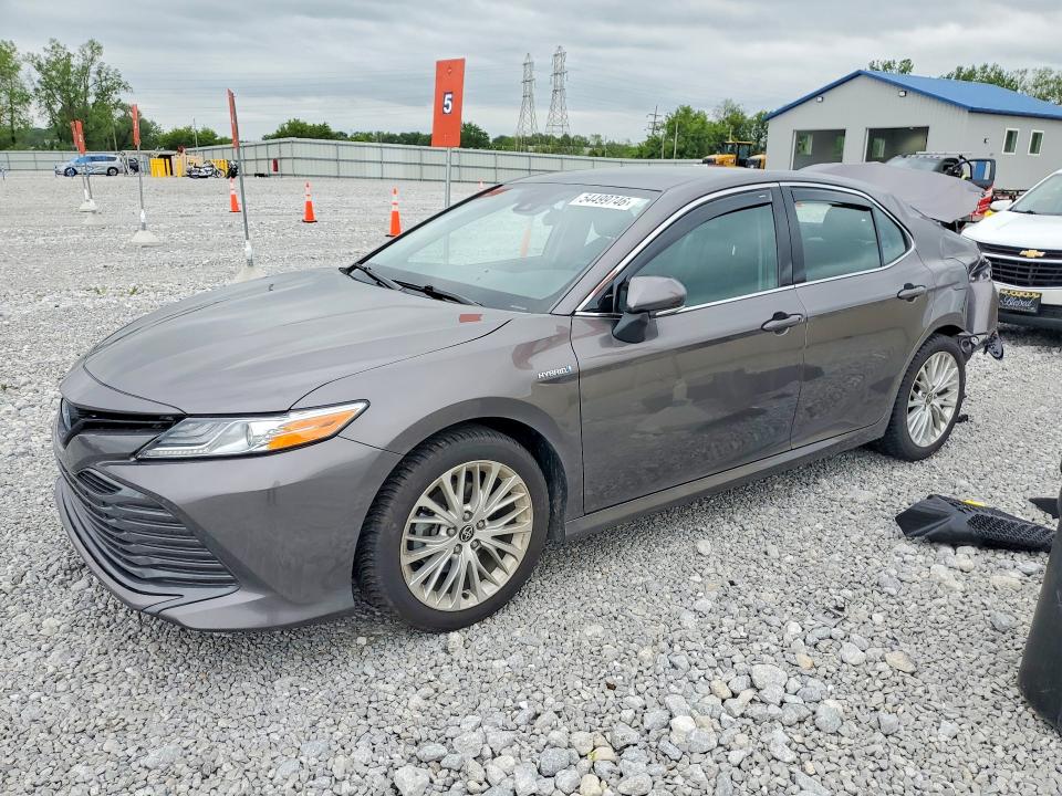 54499746 :رقم المزاد ، 4T1F31AK2LU546007 vin ، 2020 Toyota Camry مزاد بيع