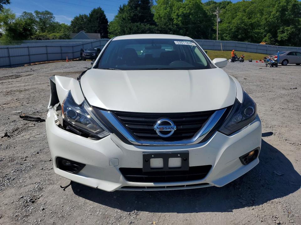 Продаж на аукціоні авто 2018 Nissan Altima, vin: 1N4AL3AP1JC287234, номер лоту: 53011876