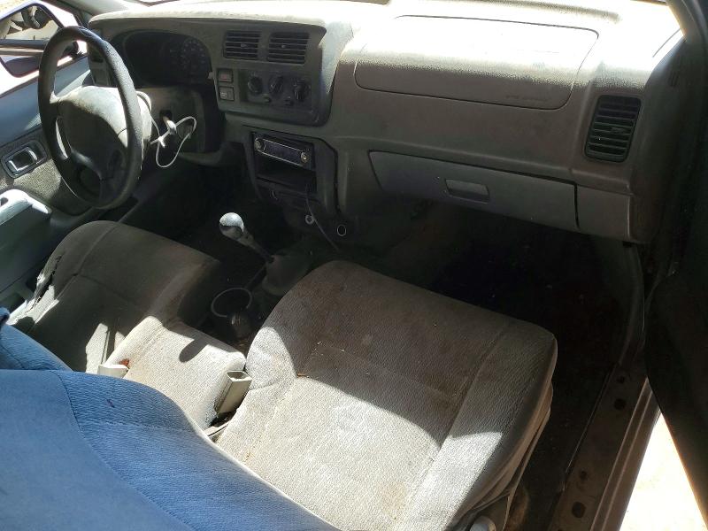 2000 Nissan Frontier მანქანა იყიდება აუქციონზე, vin: 1N6DD26S5YC401500, აუქციონის ნომერი: 53292346
