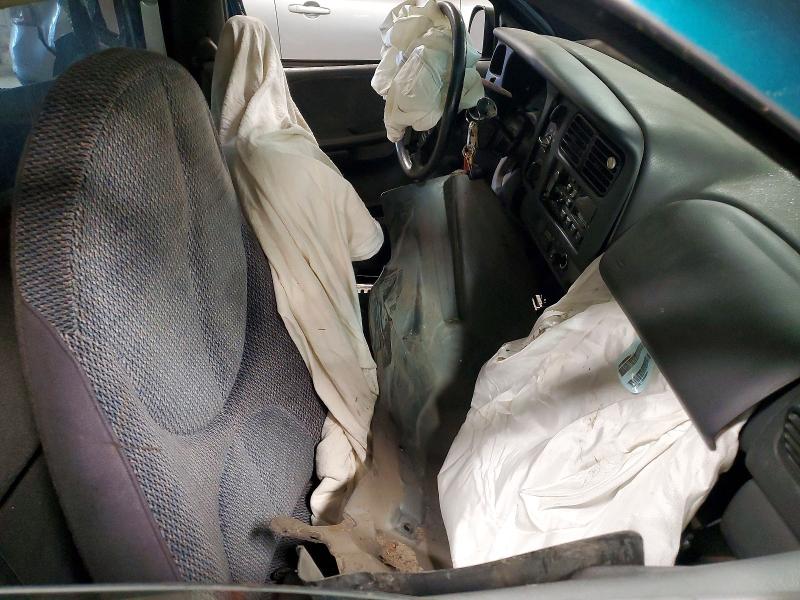 52839976 :رقم المزاد ، 1B7FL26X0WS633788 vin ، 1998 Dodge Dakota مزاد بيع