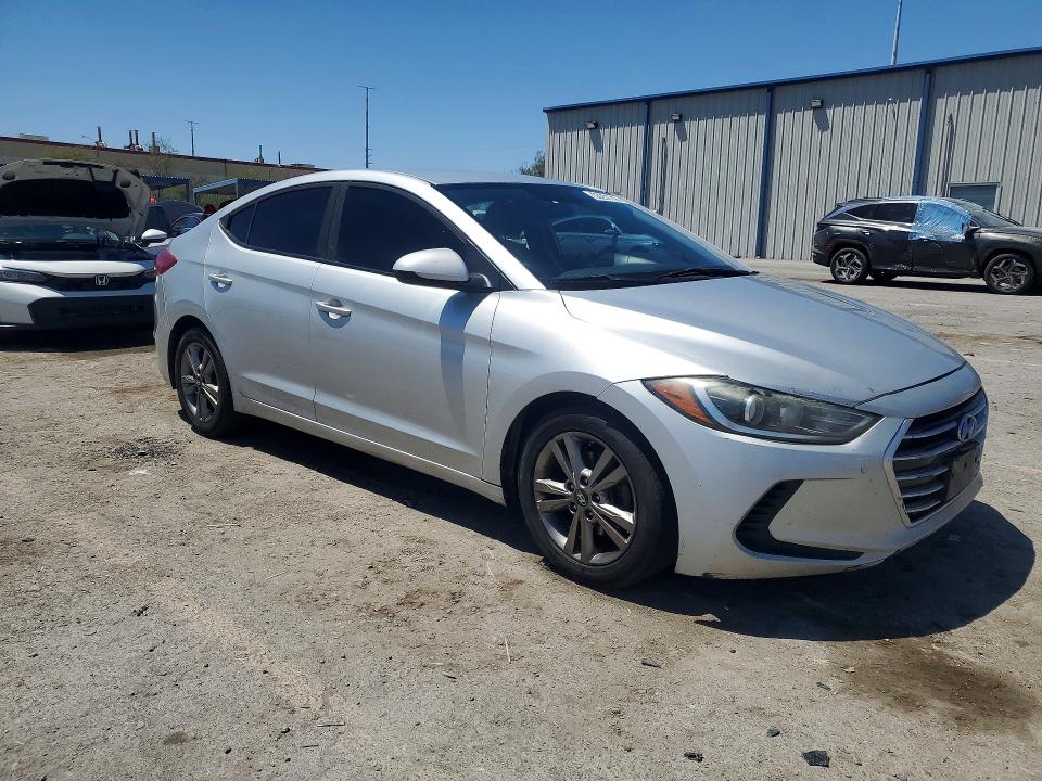 2017 Hyundai Elantra მანქანა იყიდება აუქციონზე, vin: 5NPD84LF4HH138298, აუქციონის ნომერი: 53231746