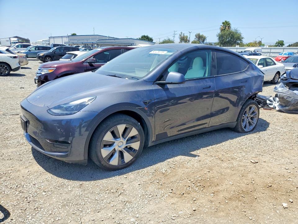 Продажа на аукционе авто 2023 Tesla Model Y, vin: 7SAYGDEE9PF970339, номер лота: 54425376