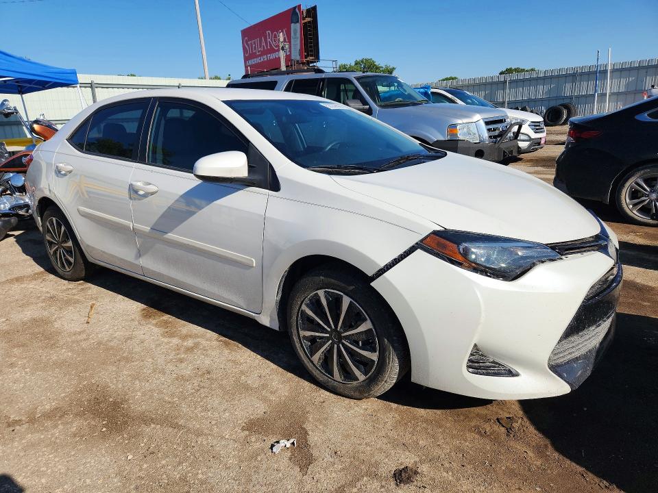 Aukcja sprzedaży 2018 Toyota Corolla, vin: 5YFBURHE6JP801184, numer aukcji: 52236596