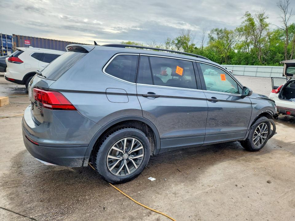 54322776 :رقم المزاد ، 3VV2B7AX5KM010080 vin ، 2019 Volkswagen Tiguan مزاد بيع