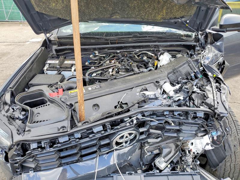 55624416 :رقم المزاد ، JTEVA5BR7S5071192 vin ، 2025 Toyota 4runner مزاد بيع