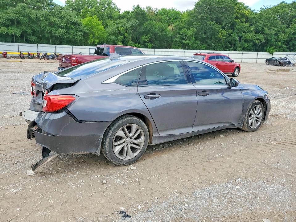 Продажа на аукционе авто 2018 Honda Accord, vin: 1HGCV1F17JA227901, номер лота: 54856356