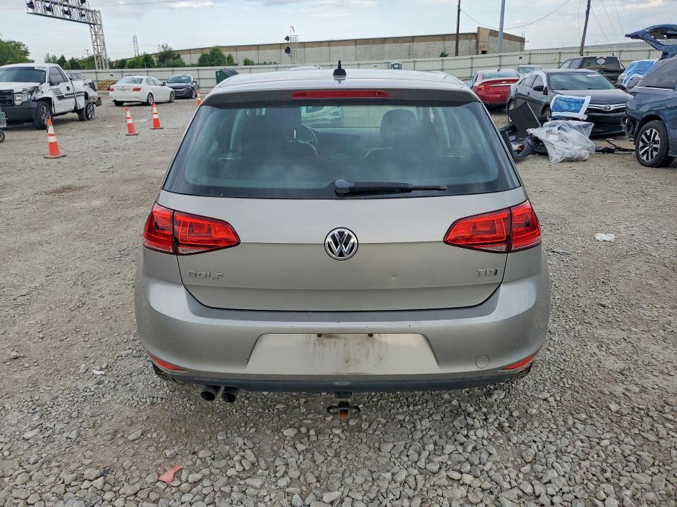 2015 Volkswagen Golf მანქანა იყიდება აუქციონზე, vin: 3VWRA7AU4FM072319, აუქციონის ნომერი: 52517316