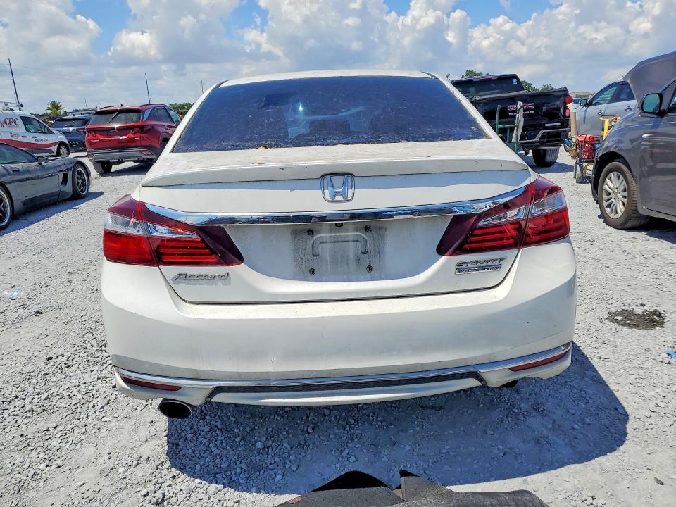 53515756 :رقم المزاد ، 1HGCR2F16HA231331 vin ، 2017 Honda Accord مزاد بيع