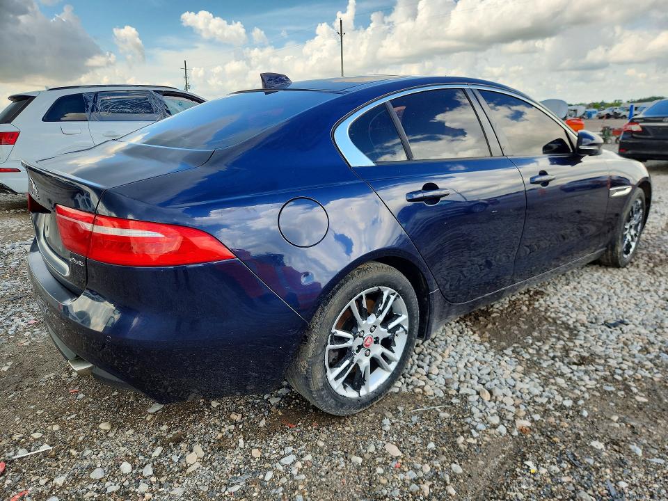 Продажа на аукционе авто 2018 Jaguar Xe, vin: SAJAD4FX4JCP34355, номер лота: 54763596