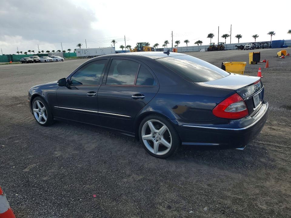54666786 :رقم المزاد ، WDBUF56X69B406026 vin ، 2009 Mercedes-benz E مزاد بيع