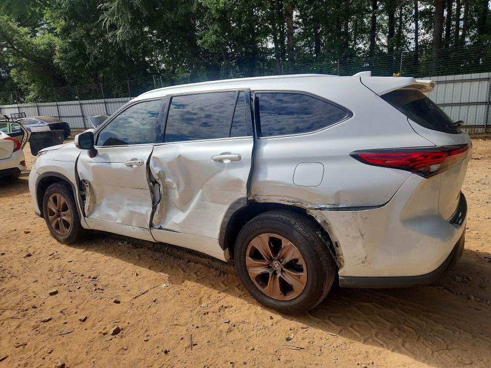 54502976 :رقم المزاد ، 5TDAARAH4NS513069 vin ، 2022 Toyota Highlander Hybrid مزاد بيع