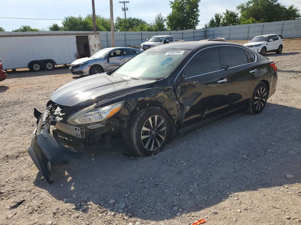 Продаж на аукціоні авто 2017 Nissan Altima, vin: 1N4AL3AP8HC250711, номер лоту: 52082966