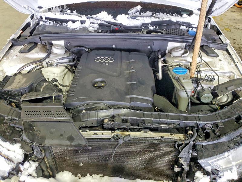 52161526 :رقم المزاد ، WAUEFAFL7FN000923 vin ، 2015 Audi A4 مزاد بيع
