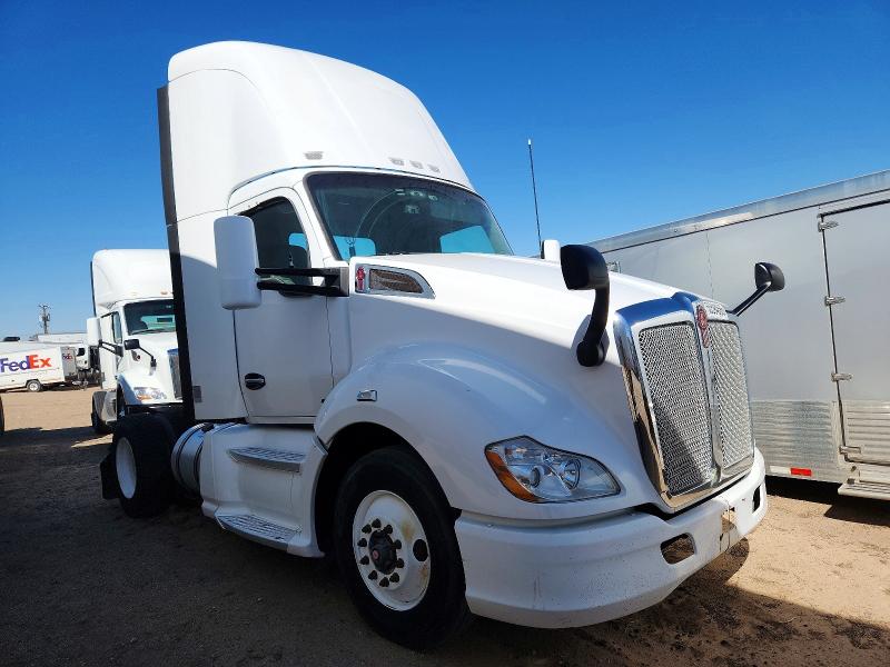 Продажа на аукционе авто 2015 Kenworth T680, vin: 1XKYA48X7FJ443729, номер лота: 50594886