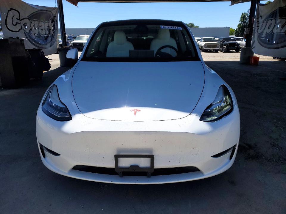 2023 Tesla Model Y მანქანა იყიდება აუქციონზე, vin: 7SAYGDEFXPF822984, აუქციონის ნომერი: 52852986