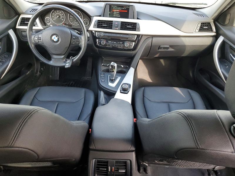 52864566 :رقم المزاد ، WBA8A3C56JA505218 vin ، 2018 Bmw 320 مزاد بيع