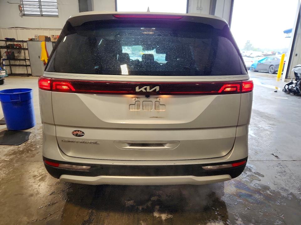 Продаж на аукціоні авто 2022 Kia Carnival, vin: KNDNB4H39N6171100, номер лоту: 52655896