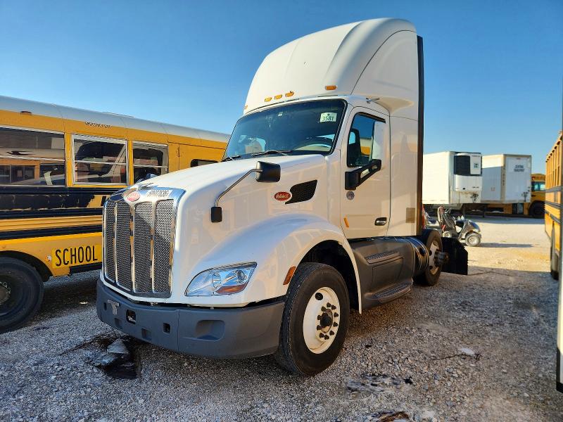 Продажа на аукционе авто 2020 Peterbilt 579, vin: 1XPBA48X0LD685868, номер лота: 50607636