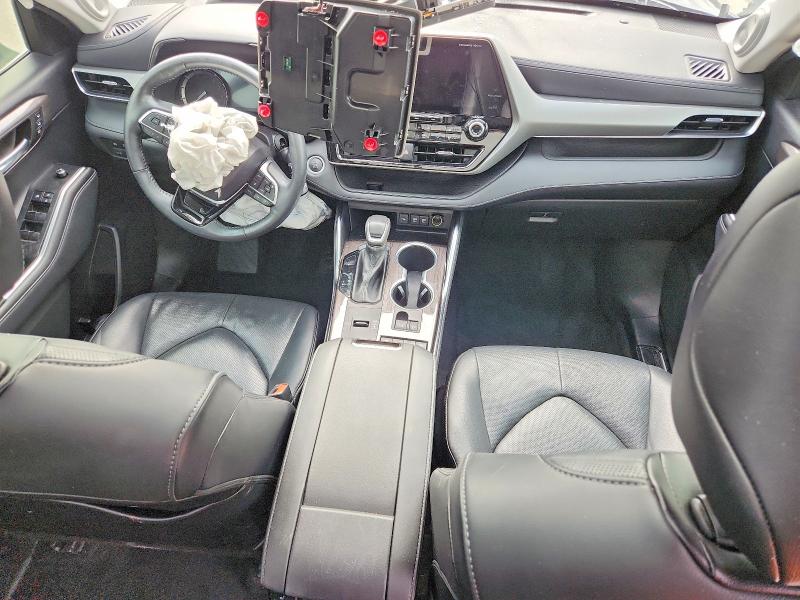 2021 Toyota Highlander მანქანა იყიდება აუქციონზე, vin: 5TDFZRAH7MS070736, აუქციონის ნომერი: 53362676