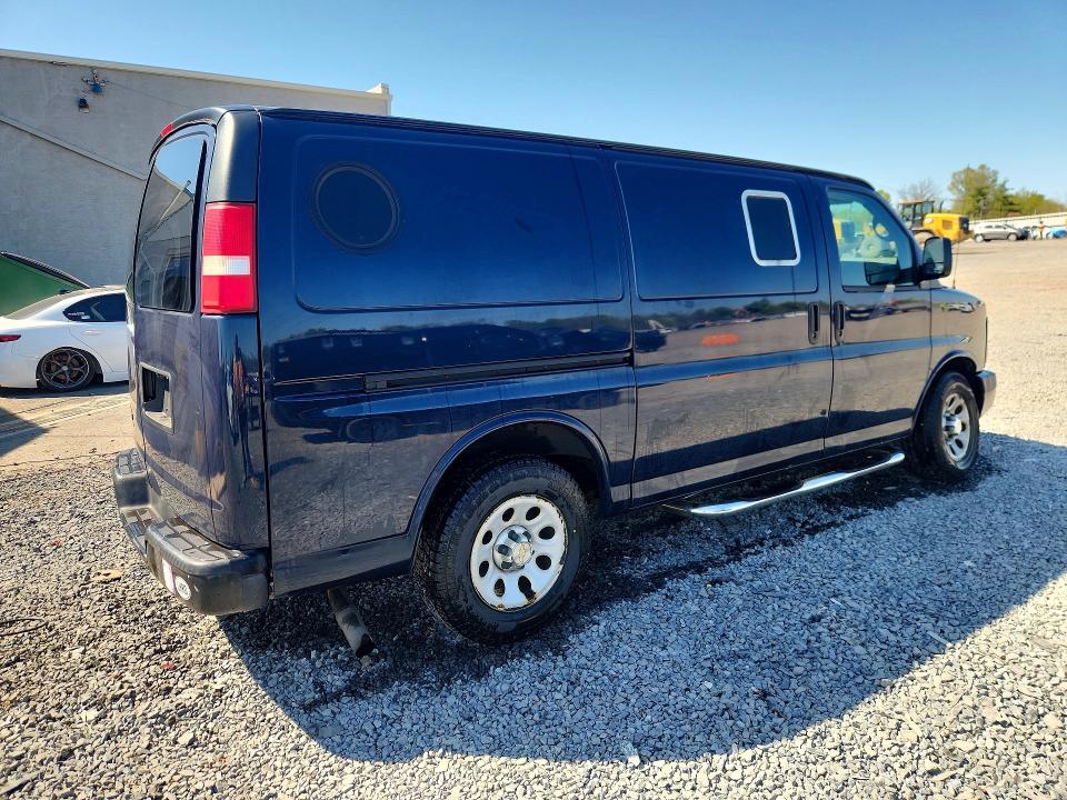 51755396 :رقم المزاد ، 1GCSGAFX8D1125892 vin ، 2013 Chev Express G1500 مزاد بيع
