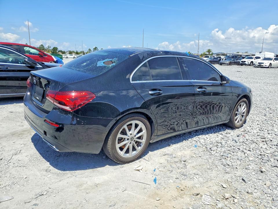 2019 Mercedes-benz A მანქანა იყიდება აუქციონზე, vin: WDD3G4EB4KW022485, აუქციონის ნომერი: 52274356