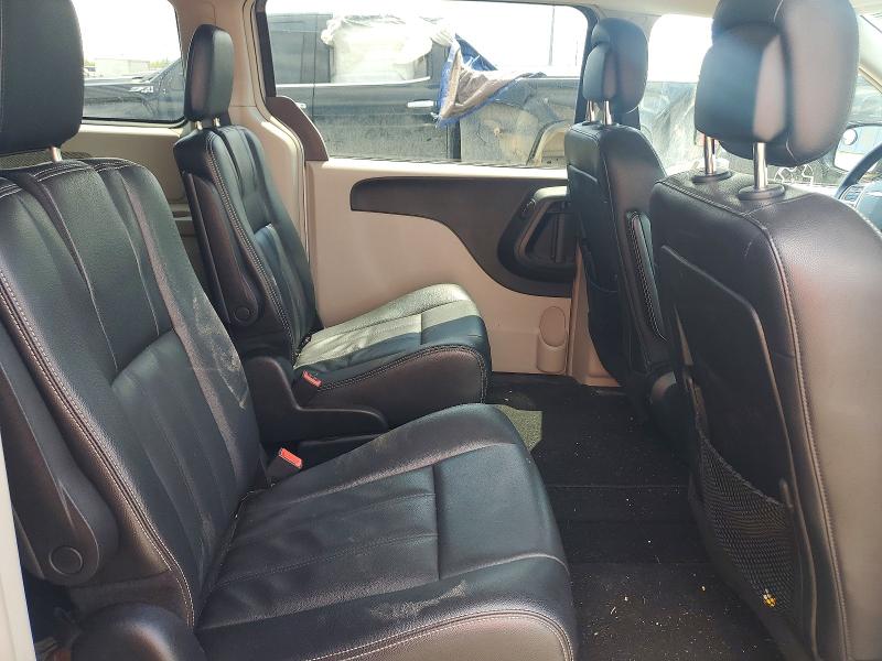 53128376 :رقم المزاد ، 2C4RC1BG2ER112083 vin ، 2014 Chrysler Town & Country مزاد بيع