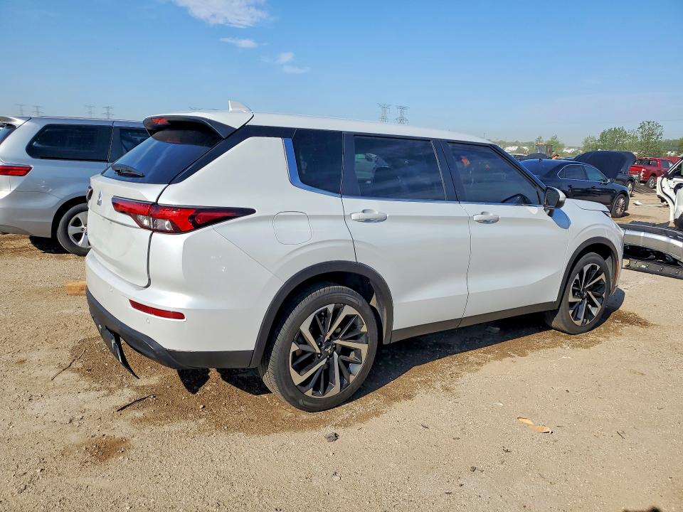 2022 Mitsubishi Outlander მანქანა იყიდება აუქციონზე, vin: JA4J4TA84NZ053506, აუქციონის ნომერი: 54600576