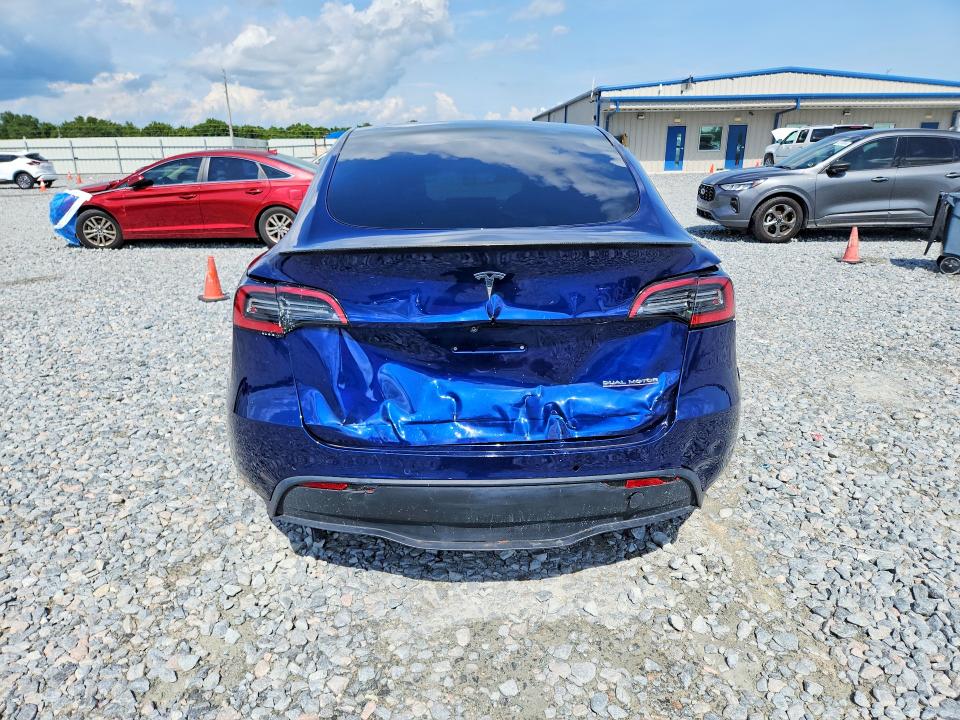 2022 Tesla Model Y მანქანა იყიდება აუქციონზე, vin: 7SAYGDEF3NF372818, აუქციონის ნომერი: 55675066