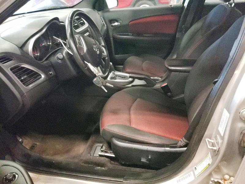 52542996 :رقم المزاد ، 1B3BD1FG5BN586435 vin ، 2011 Dodge Avenger مزاد بيع