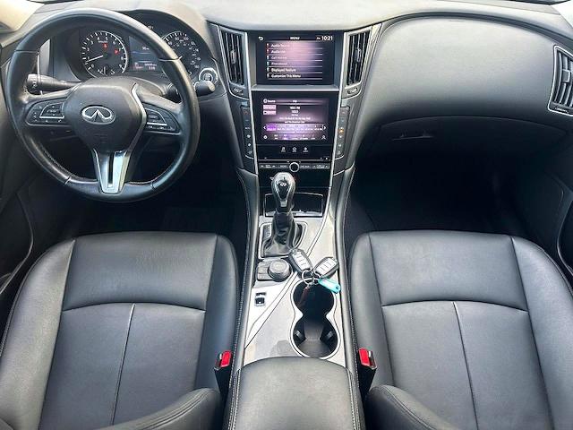 54873876 :رقم المزاد ، JN1EV7AP1MM701174 vin ، 2021 Infiniti Q50 مزاد بيع