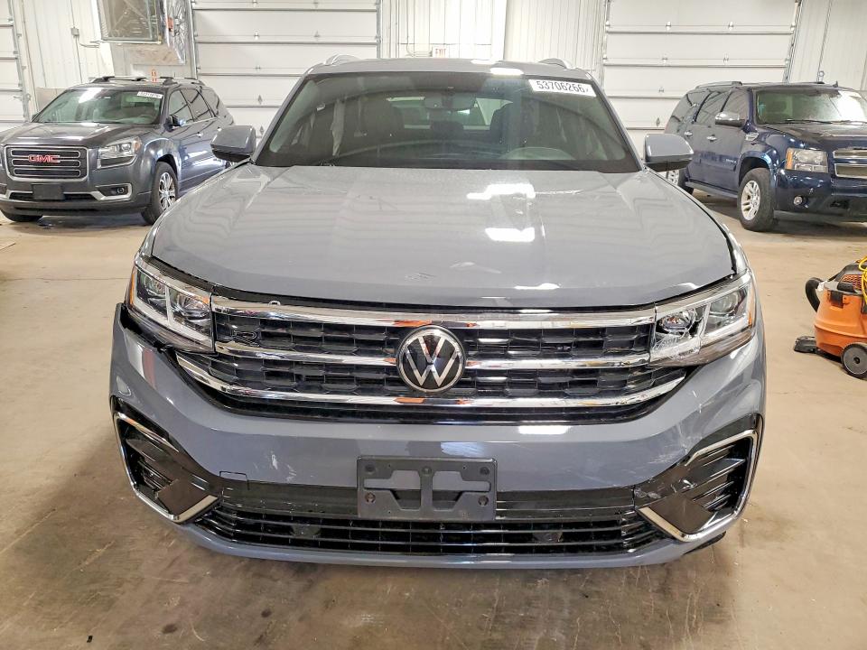 2021 Volkswagen Atlas Cross Sport მანქანა იყიდება აუქციონზე, vin: 1V2RE2CAXMC205966, აუქციონის ნომერი: 53706266