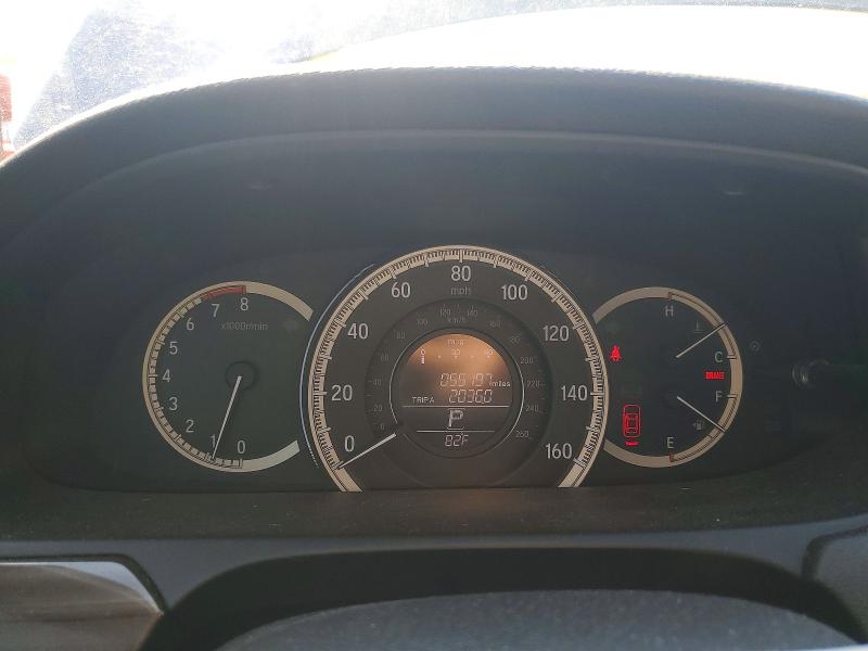 52130796 :رقم المزاد ، 1HGCR2F74HA110804 vin ، 2017 Honda Accord مزاد بيع