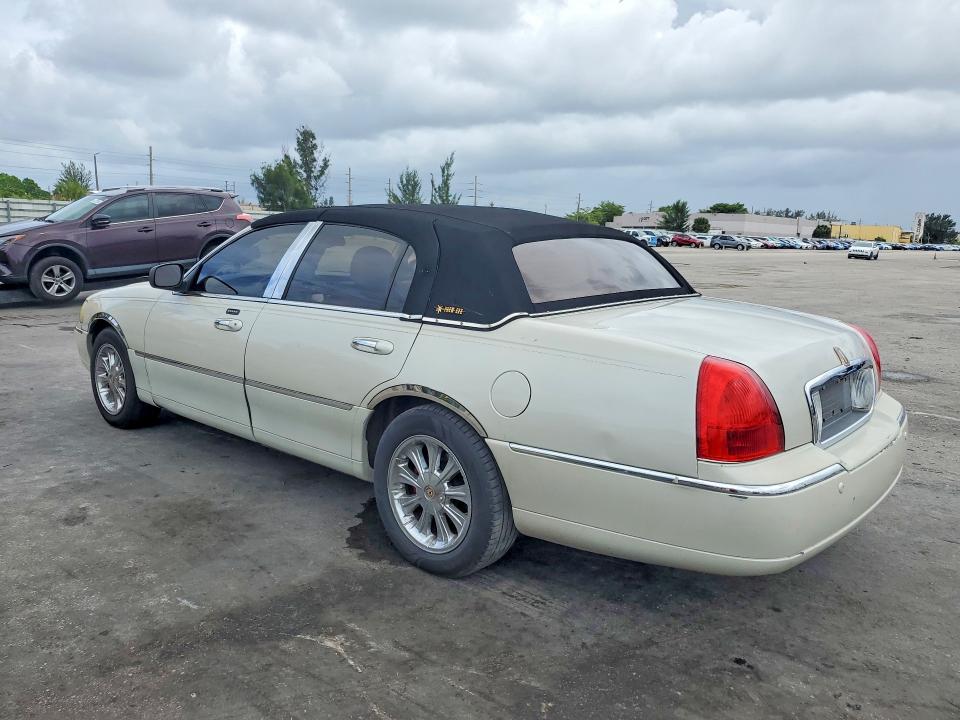 Продаж на аукціоні авто 2005 Lincoln Town Car, vin: 1LNHM82WX5Y627378, номер лоту: 54105106