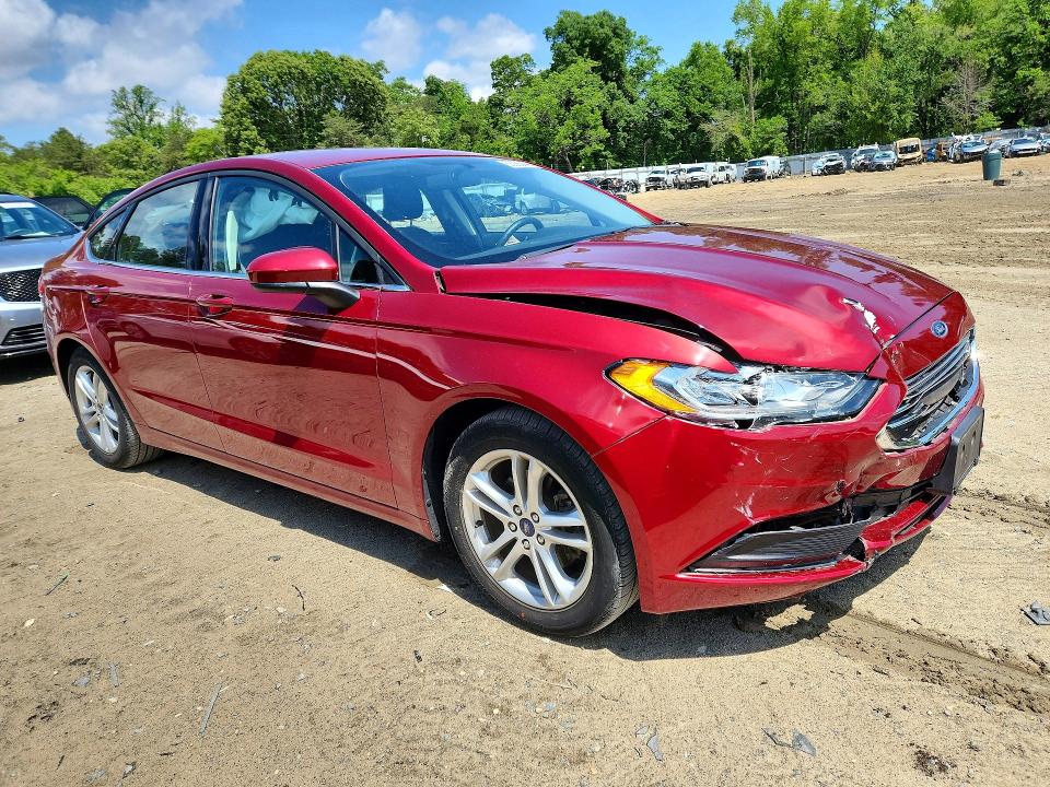 53383446 :رقم المزاد ، 3FA6P0HDXJR251774 vin ، 2018 Ford Fusion مزاد بيع
