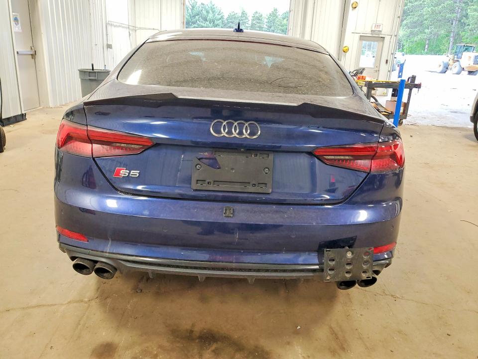 Продажа на аукционе авто 2018 Audi S5, vin: WAUB4CF52JA083988, номер лота: 53610216