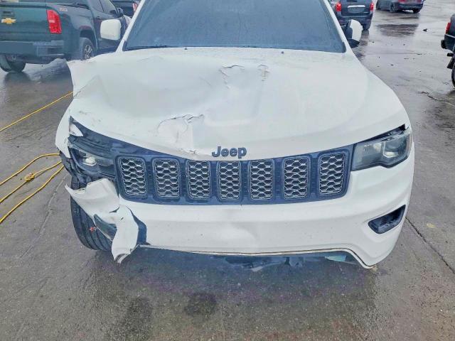 52577046 :رقم المزاد ، 1C4RJEAG1JC433646 vin ، 2018 Jeep Grand Cherokee مزاد بيع
