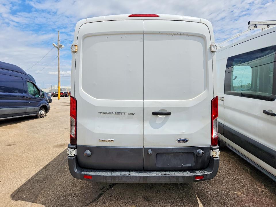 51382436 :رقم المزاد ، 1FTYE2CV3GKB25404 vin ، 2016 Ford Transit مزاد بيع