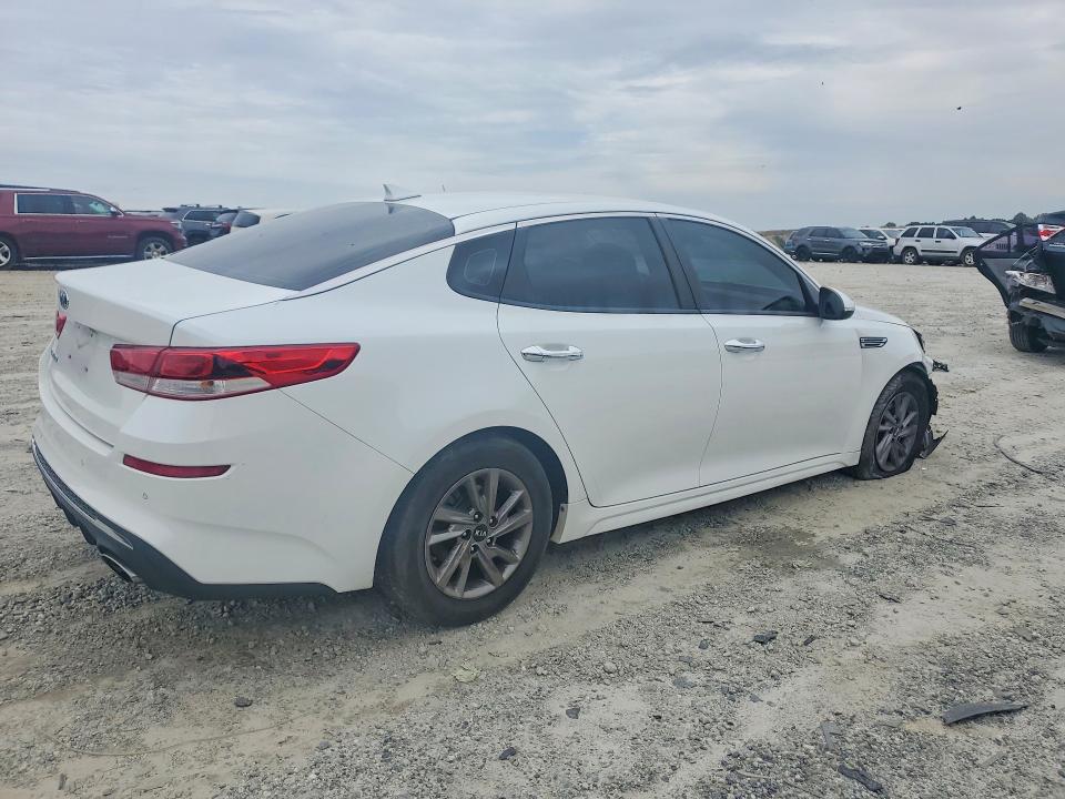 2020 Kia Optima მანქანა იყიდება აუქციონზე, vin: 5XXGT4L30LG381080, აუქციონის ნომერი: 53087726