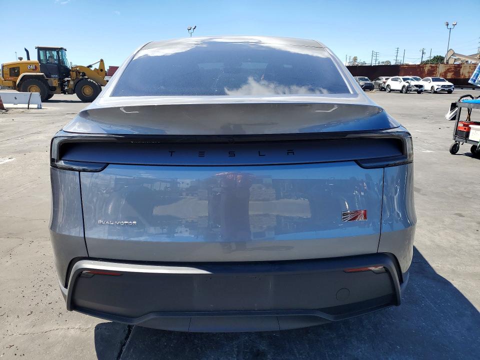 2026 Tesla Model Y მანქანა იყიდება აუქციონზე, vin: 7SAYGDEE1TF327669, აუქციონის ნომერი: 55621046
