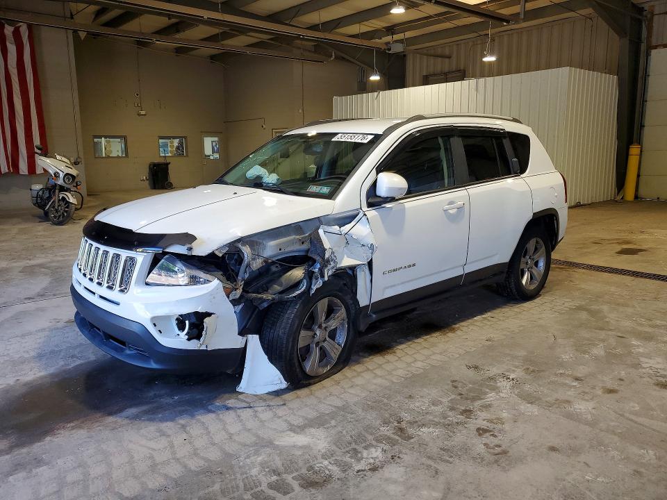 55155176 :رقم المزاد ، 1C4NJDEB0GD785577 vin ، 2016 Jeep Compass مزاد بيع