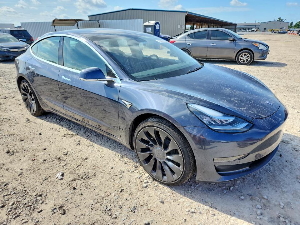 53617116 :رقم المزاد ، 5YJ3E1EA4LF705086 vin ، 2020 Tesla Model 3 مزاد بيع