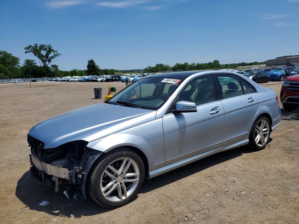 2014 Mercedes-benz C მანქანა იყიდება აუქციონზე, vin: WDDGF4HB9EG167178, აუქციონის ნომერი: 55047446