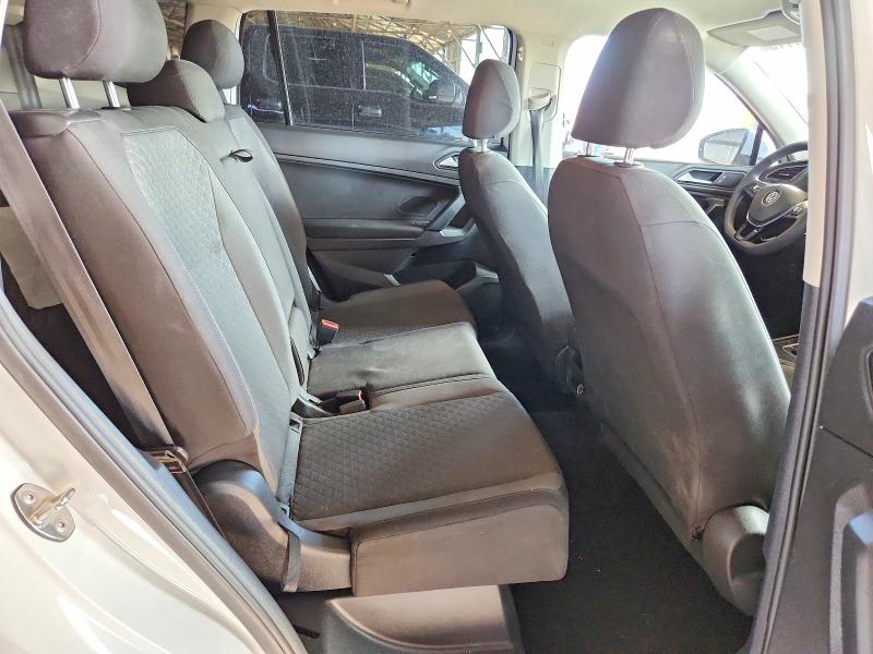 53449446 :رقم المزاد ، 3VV1B7AX5KM051854 vin ، 2019 Volkswagen Tiguan مزاد بيع