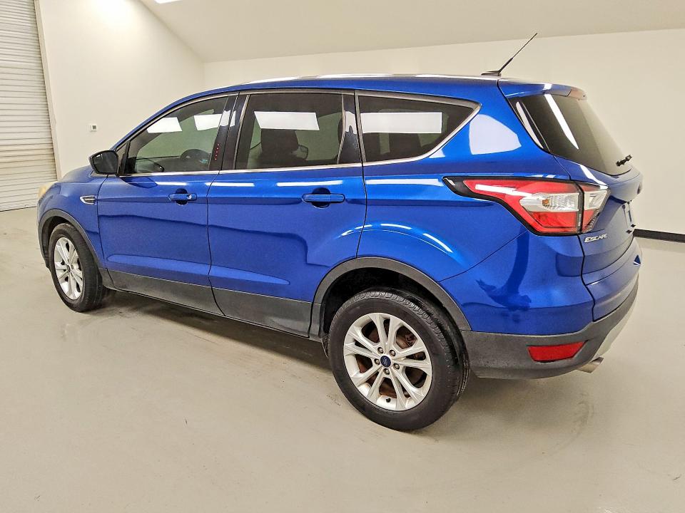 53287776 :رقم المزاد ، 1FMCU0GD8HUD19589 vin ، 2017 Ford Escape مزاد بيع