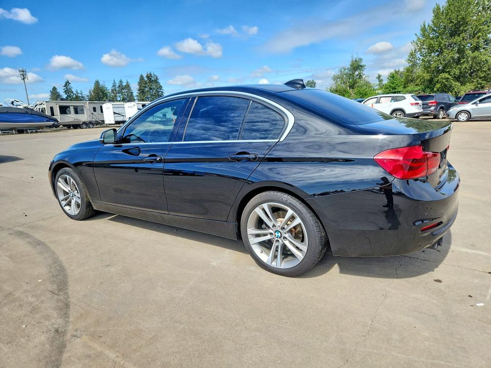 53932456 :رقم المزاد ، WBA8B9G53HNU50885 vin ، 2017 Bmw 330 مزاد بيع