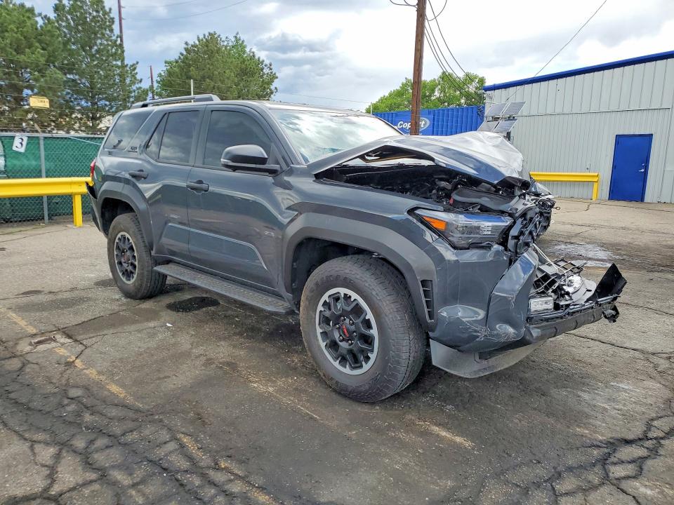 55624416 :رقم المزاد ، JTEVA5BR7S5071192 vin ، 2025 Toyota 4runner مزاد بيع