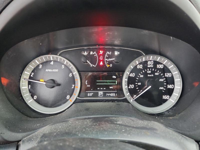 2015 Nissan Sentra მანქანა იყიდება აუქციონზე, vin: 3N1AB7AP5FY300315, აუქციონის ნომერი: 54917926