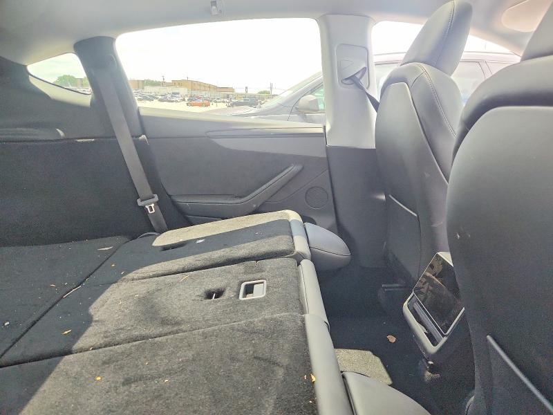 Продажа на аукционе авто 2026 Tesla Model Y, vin: 7SAYGDEE2TA456551, номер лота: 52386396